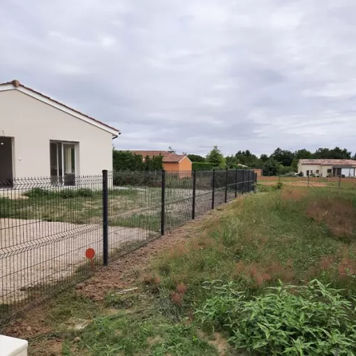 Installation d'une clôture à Montauban, Montauban, Arlequin Espaces Verts