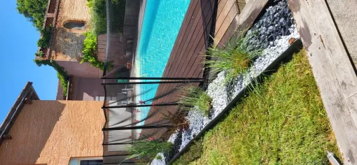 Création d'un massif autour d'une piscine dans le Tarn-et-Garonne, Montauban, Arlequin Espaces Verts